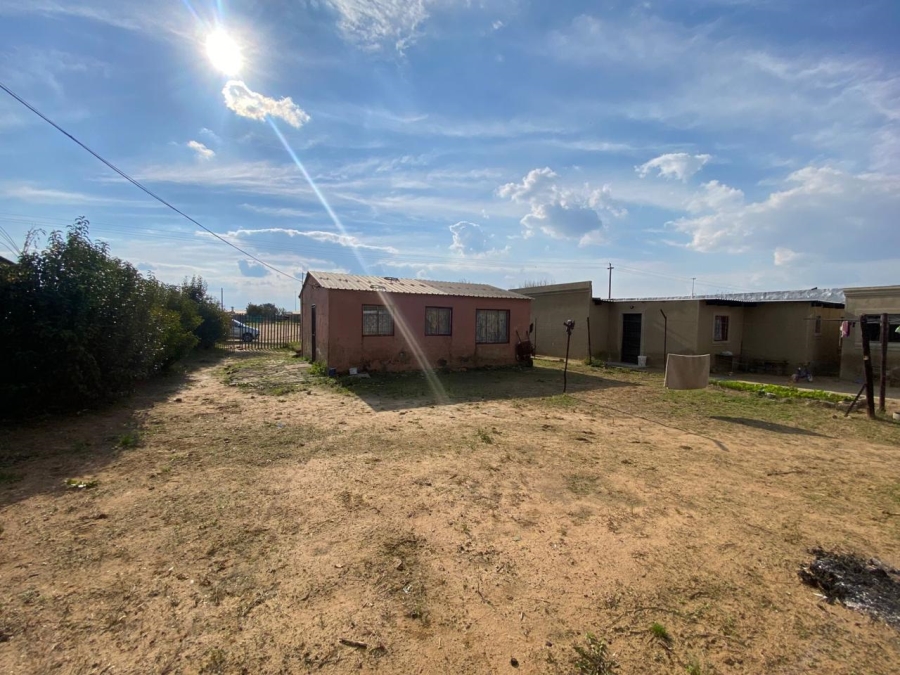 2 Bedroom Property for Sale in Zamdela Free State
